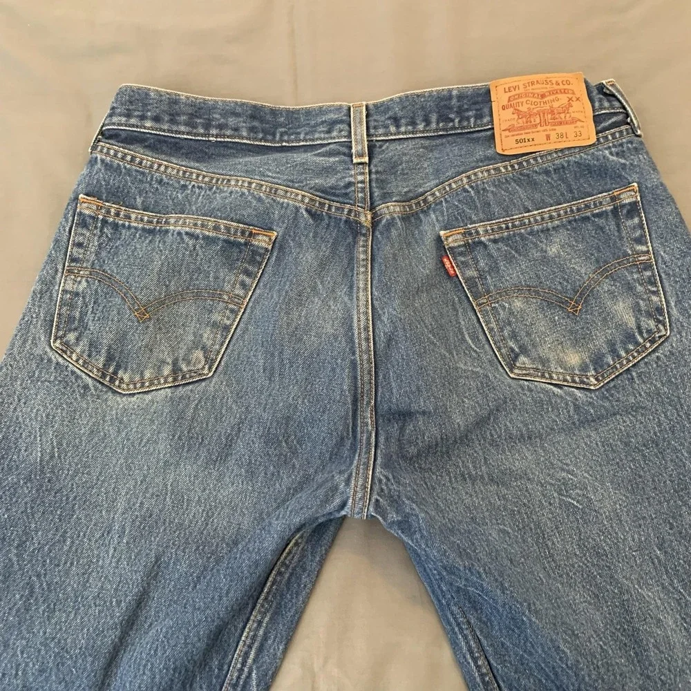 Vintage Levis 501 Jeans Mens 38x33 (34x29) Blue Straight Distressed Denim 90s
